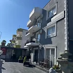 The Pera Ξενοδοχείο