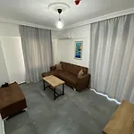 The Pera * Μαρμαρίς