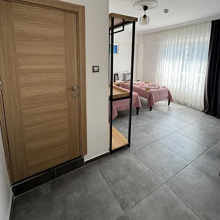 فندق The Pera مرمريس