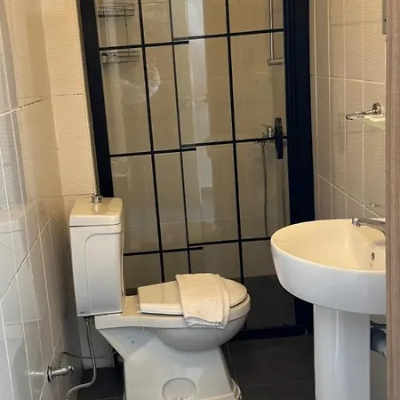 The Pera 马尔马里斯