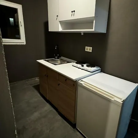 The Pera 马尔马里斯