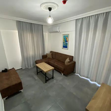 The Pera * 马尔马里斯